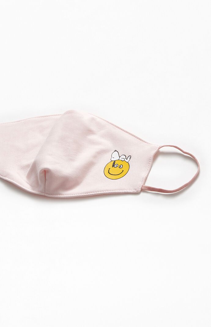 x Snoopy Smiley Face Mask