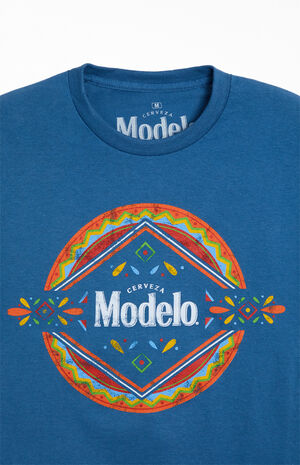 Modelo Cerveza Cinco De Mayo T-Shirt image number 2