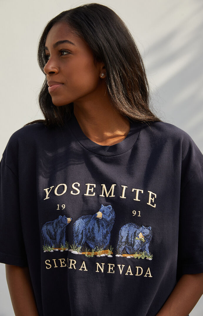 Yosemite Bears Boyfriend T-Shirt