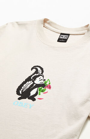 Love Stinks T-Shirt Love Stinks T-Shirt image number null
