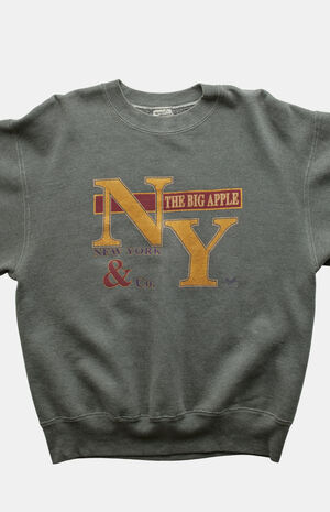 90s NY the Big Apple Crew Neck Sweatshirt image number 2