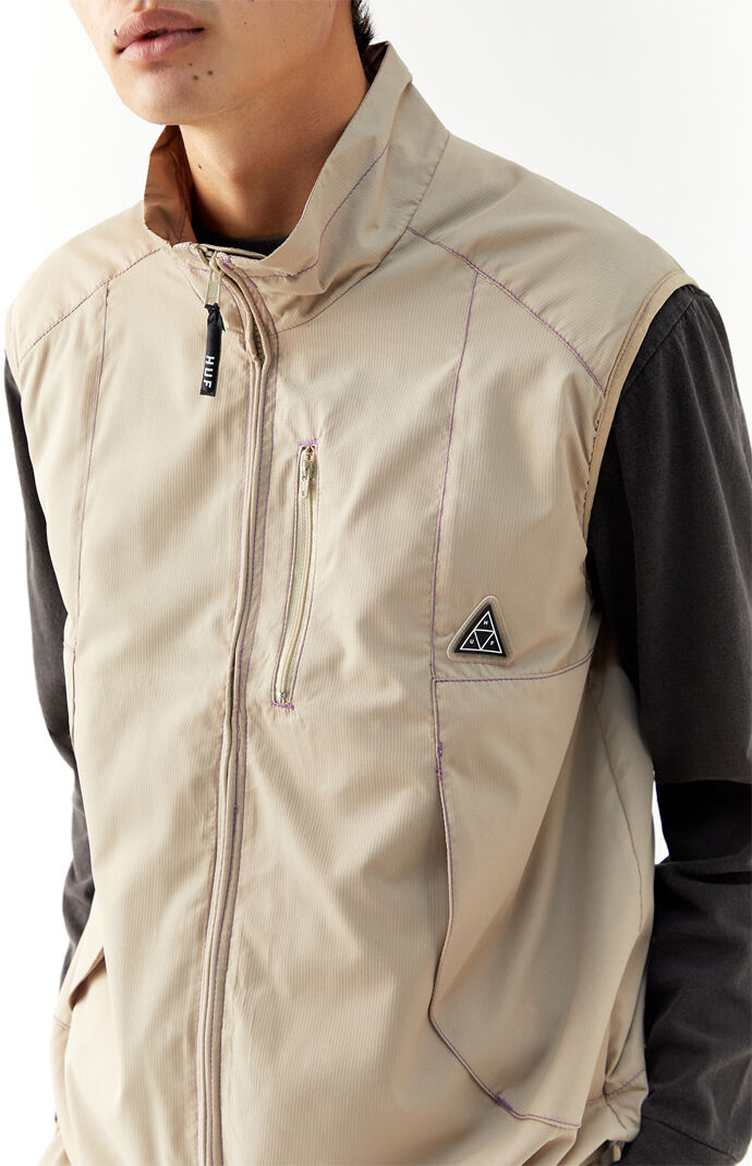 Peak Contrast Vest