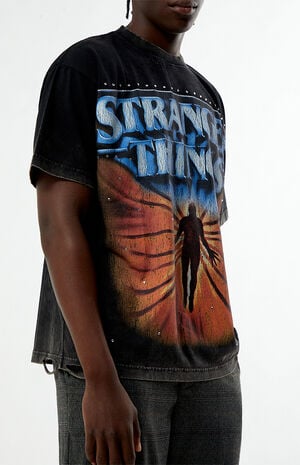 x Stranger Things Last Strange Adventure Rhinestone T-Shirt image number 4