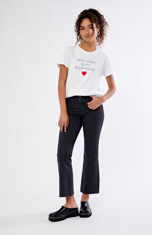 New York Is My Boyfriend T-Shirt image number 4