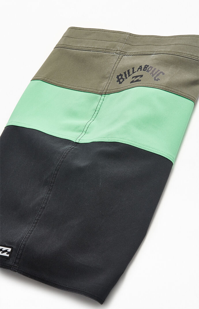 Tribong Pro 19" Boardshorts