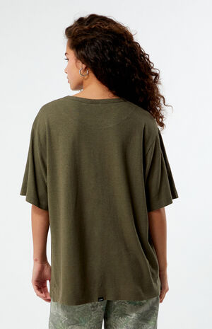 Lilium Hemp Box  Oversized T-Shirt image number 3