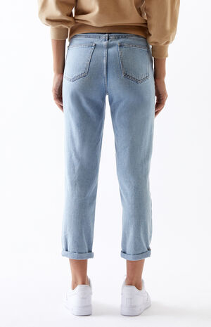 Light Mom Jeans image number 4