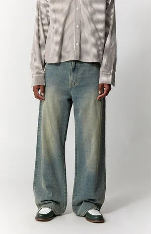 Blake Extreme Baggy Jeans Medium Blue Light Wash image number 3