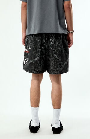 Thorns Camo Baggy Fleece Sweat Shorts image number 4