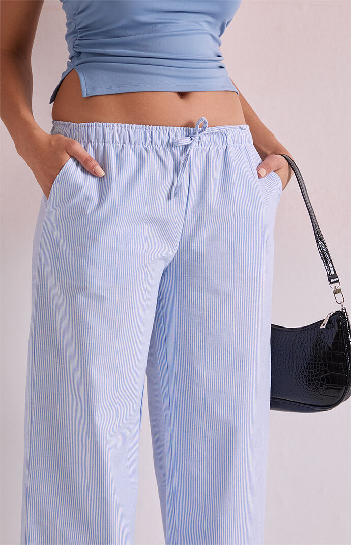 0850461580025NEW_04_040.jpg?sw=600