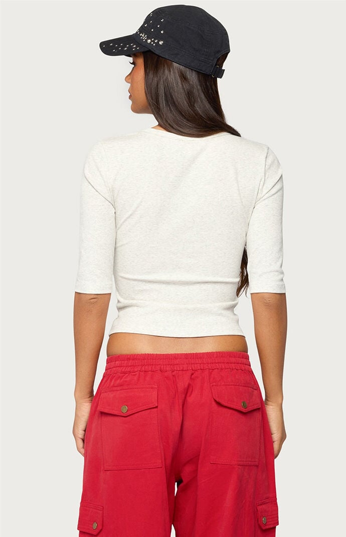Edikted Garla V-Neck Quarter Sleeve Top