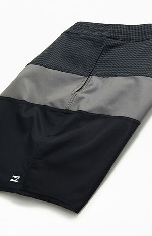 Eco Tribong Lo Tide 19" Boardshorts image number 4