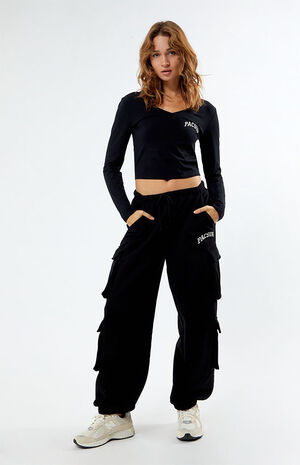 Long Sleeve V-Neck T-Shirt image number 4