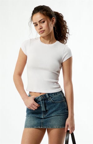 Pansy T-Shirt image number 2