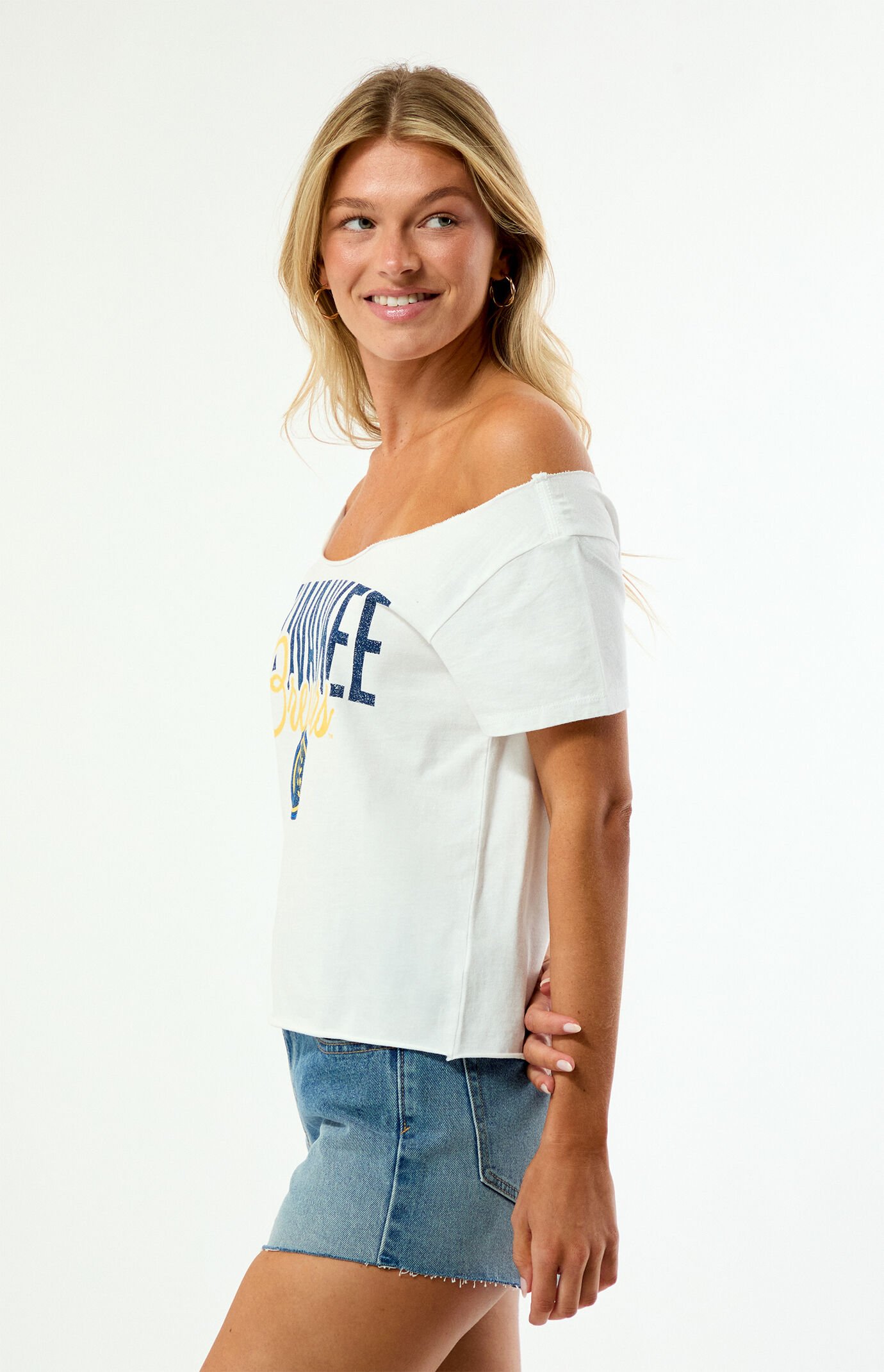 WILD COLLECTIVE x MLB Milwaukee Brewers Off-The-Shoulder T-Shirt