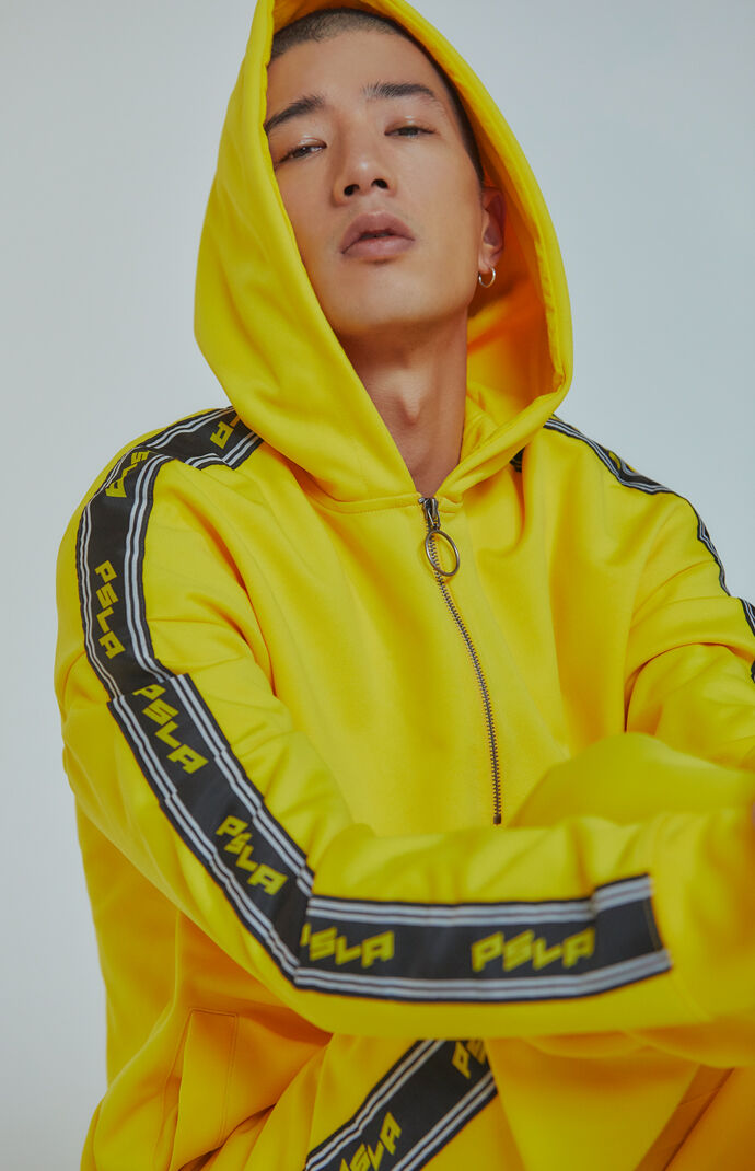 Yellow champion sales hoodie pacsun