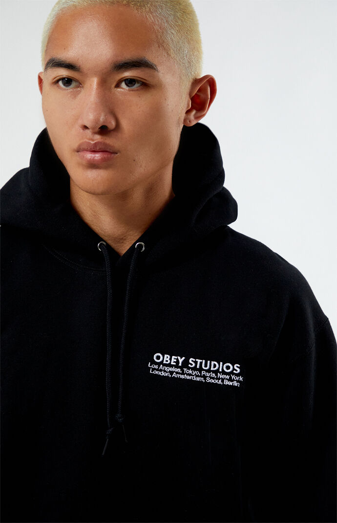 ★OBEY/オベイ Visual Design Studio Mens Hoodie 関税込★ OBEY Studios Hoodie Sweatshirt | Urban Outfitters