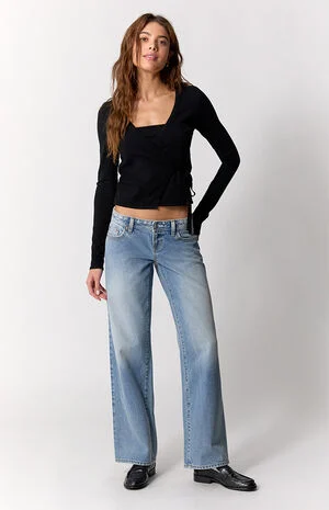 Sammy Ultimate Low Rise Straight Leg Jeans Light Blue image number 6
