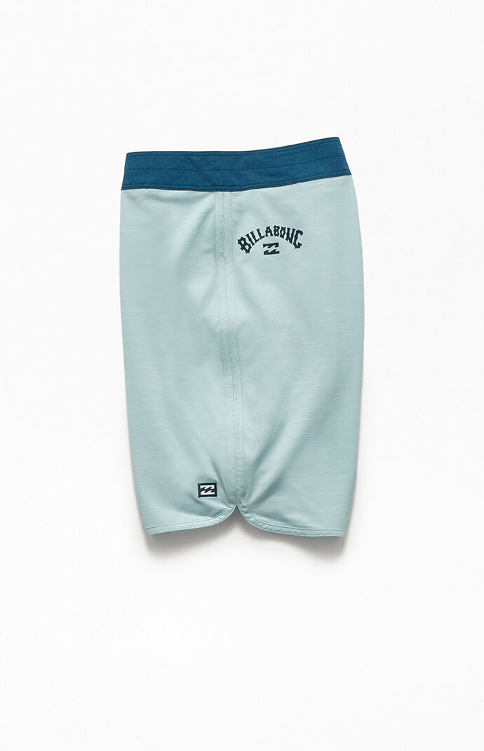 73 19" Boardshorts