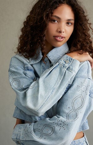 Studded Cropped Denim Trucker Jacket image number 2