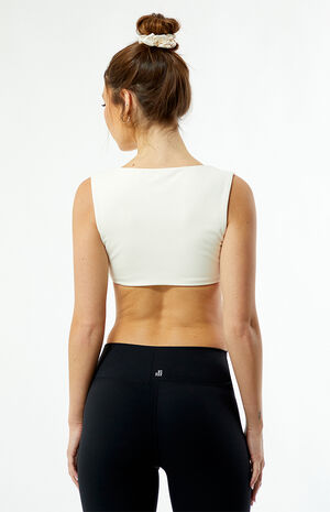 Active Twist Front Sports Bra image number 4