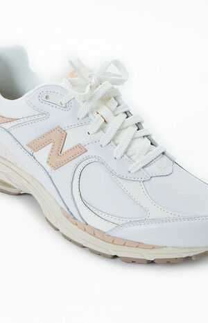 White 2002R Shoes image number 6