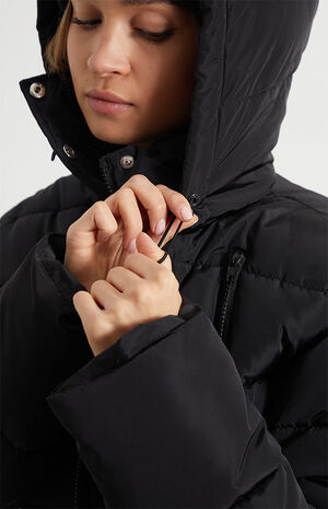 Black Puffer Jacket image number 2