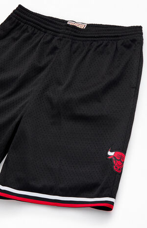 Kids Chicago Bulls Swingman Mesh Basketball Shorts image number 3