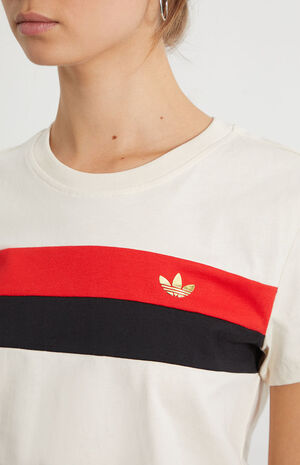 Ski Chic IP T-Shirt image number 2