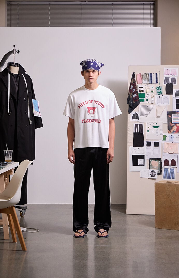 Field OF STUDY by Pacsun Track & T-Shirt