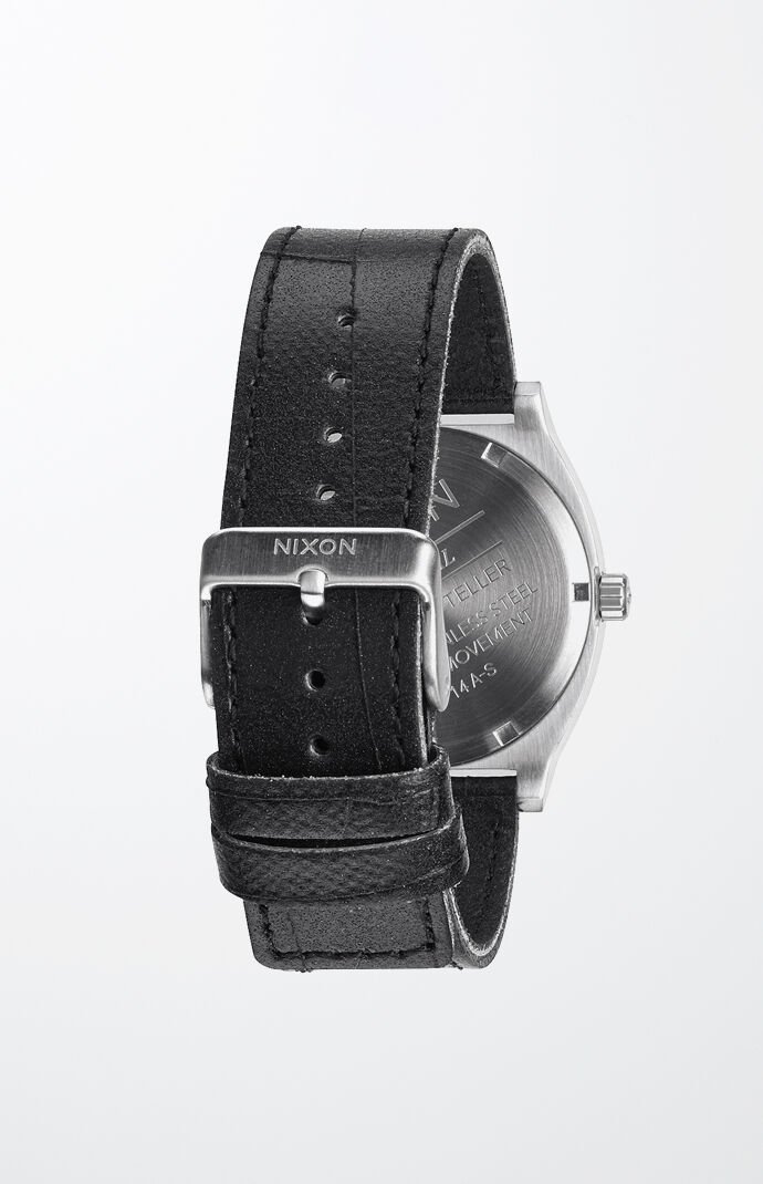 Pacsun best sale nixon watches