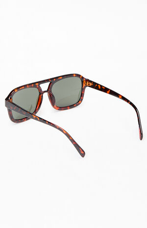 Tortoiseshell Plastic Aviator Sunglasses image number 2