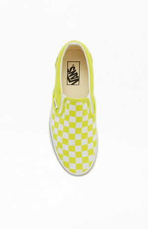 yellow checkered slip