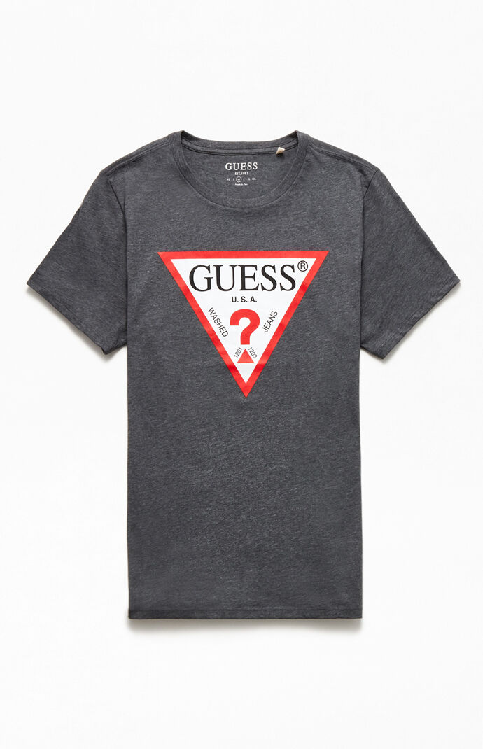 guess triangle logo t shirt