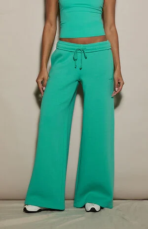 Ultra Soft Fleece Baggy Sweatpants image number 2