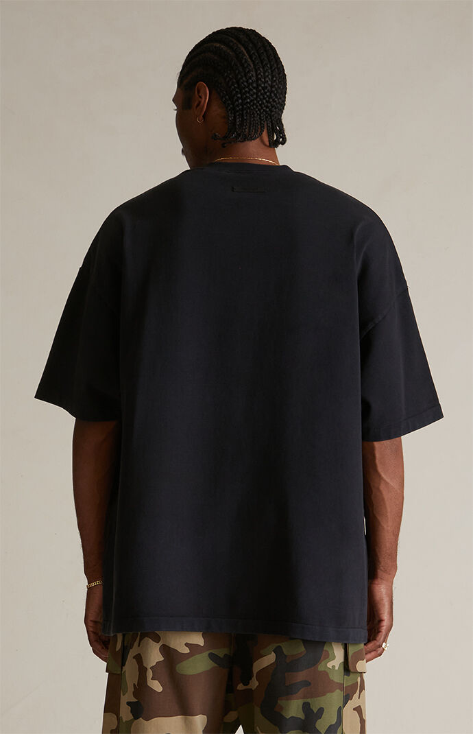 Fear of God ESSENTIALS Black Heavy T-Shirt | PacSun