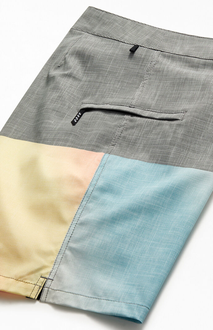 Halfsies 18" Boardshorts