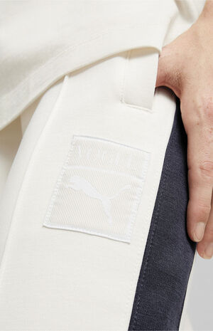 x Vogue Red T7 Track Pants image number 4