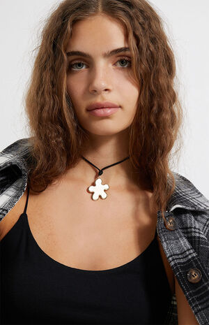 x PacSun Cord Flower Choker Necklace image number 1