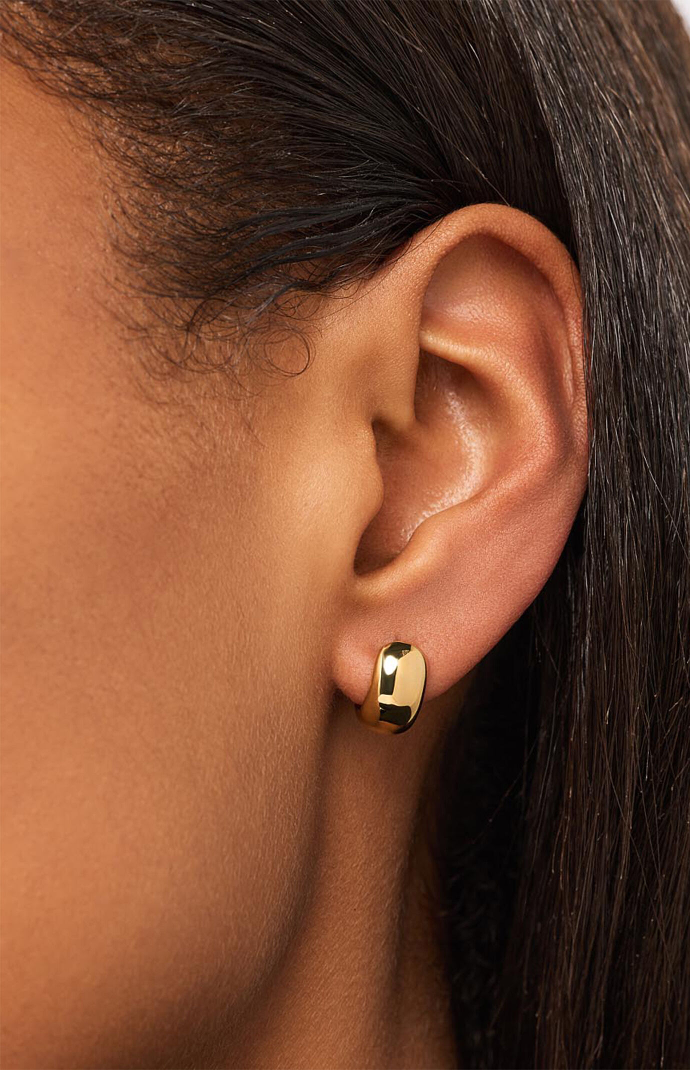 Ana Luisa Giulia Bold Gold Hoop Earrings