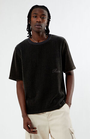 Black Flores T-Shirt image number 2