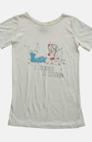 2000s I Need a Hug Graphic T-Shirt image number 4