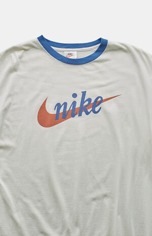 2000s Nike Graphic T-Shir image number 3