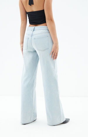 Casey Low Rise Baggy Jeans Star Light Indigo image number 4