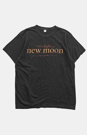 2000s Twilight New Moon T-Shirt image number 1