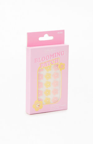 36 Pack Blooming Acne Patches image number 2
