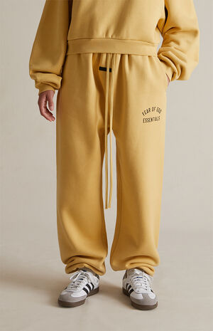 Women's Amber Fleece Sweatpants image number 3