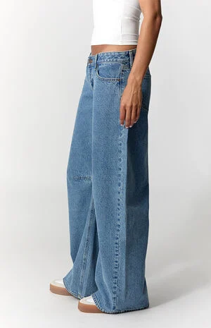 Ronnie Ultimate Low Rise Barrel Jeans Medium Blue image number 3