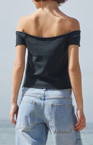 Black Bonnie New York Off-The-Shoulder Top image number 3
