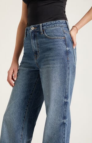 Madison High Waisted Girlfriend Jeans Medium Blue image number 5